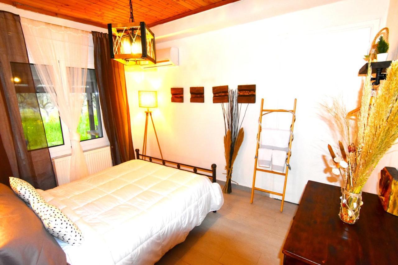 Casa Katina , Villa In Lagana, Agrilia Area ラガナス エクステリア 写真